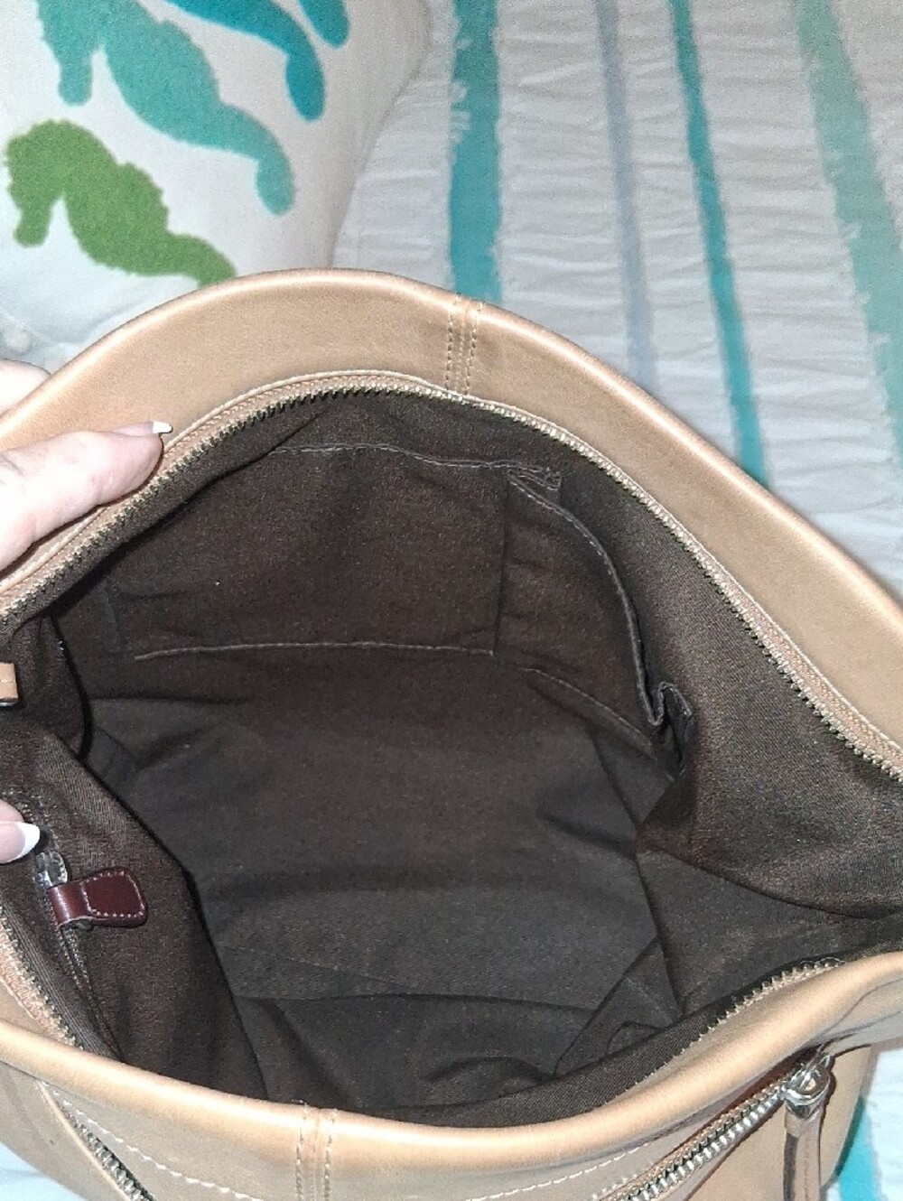 Coach Tan Leather Crossbody Shoulder Bag Authentic.  See All Pics . As Is - Picture 15 of 16